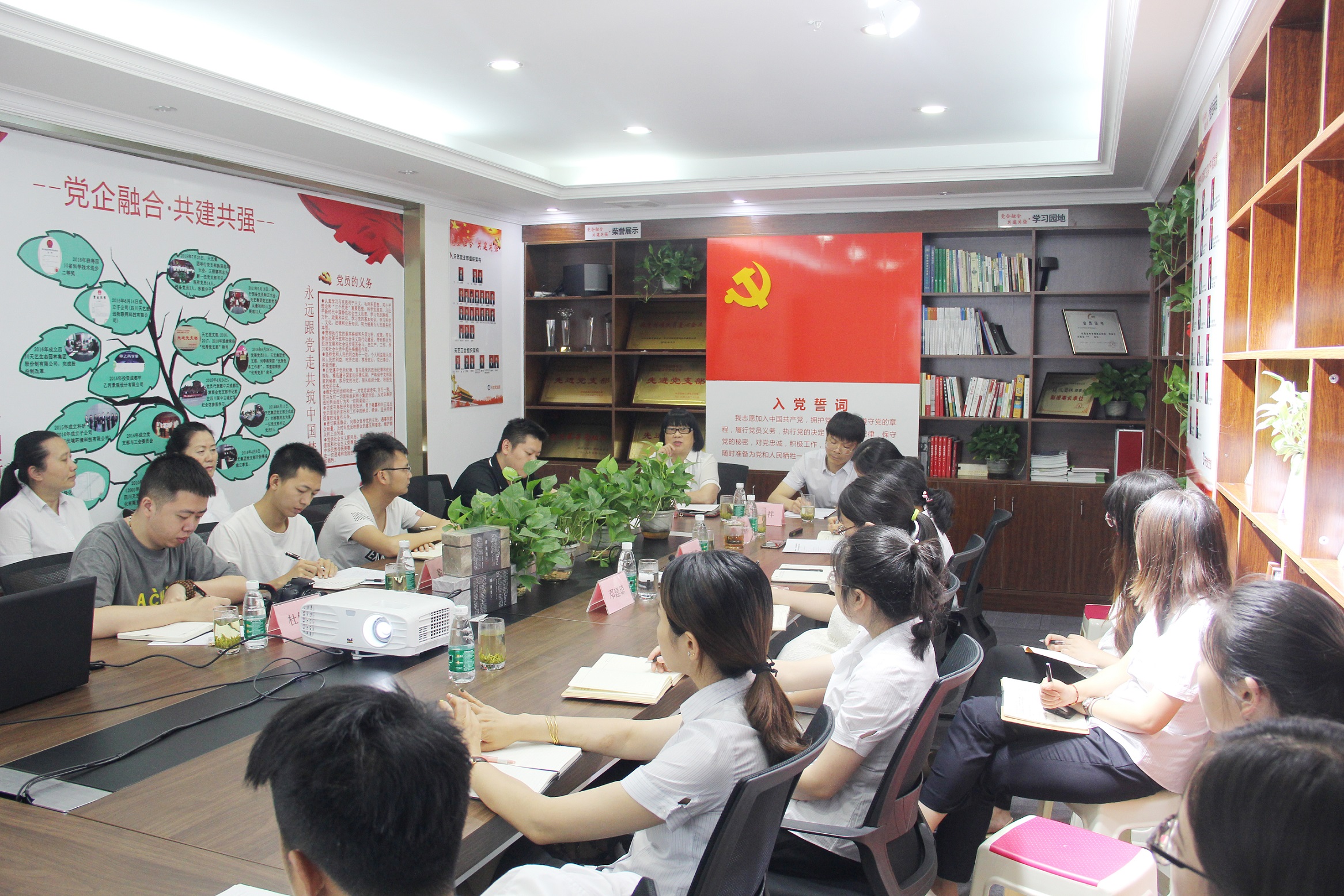 /uploads/image/1561105660947477/c38c60c06f69adec130e40d61abcc914.jpg 图片1.jpg